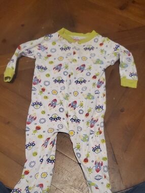 Swiggles White Space Rocket & UFO Print Footed One-Piece with Lime Trim